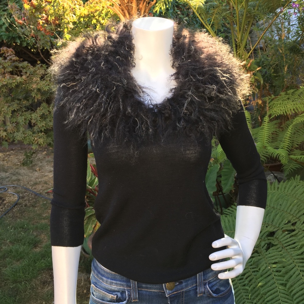 MONICA BLANCO Black Sweater Mongolian Lamb Collar